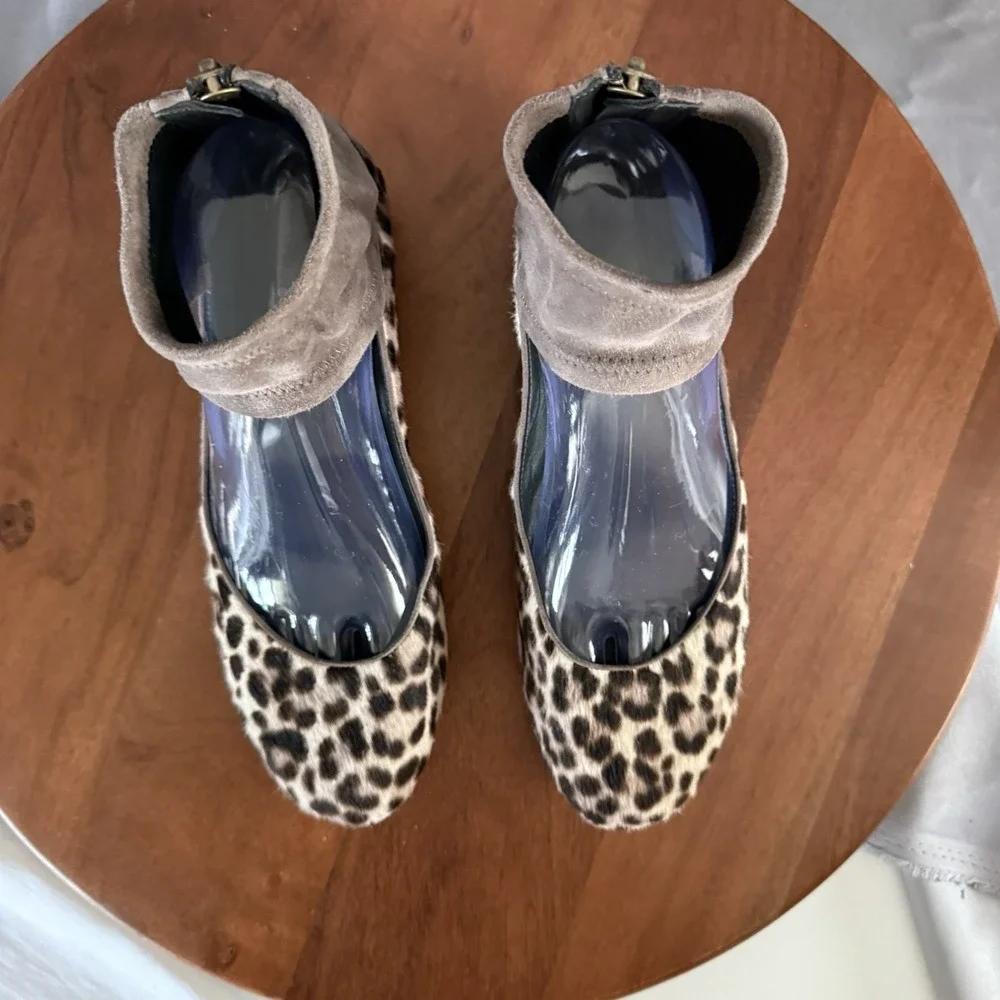 Baldan Venezia Leopard Print Pony Flat Ankle Closure Women's Size EU37.5/US‎ 7